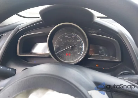 2020 Toyota Yaris Le from USA, damaged, VIN 3MYDLBYV4LY708736